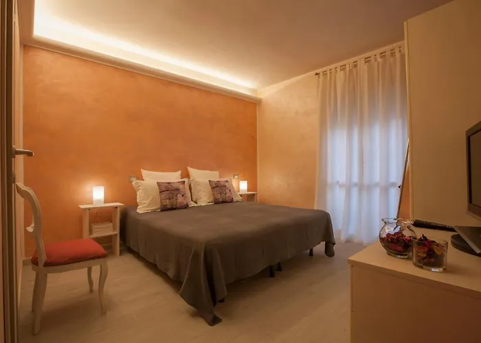 Ela Guest House